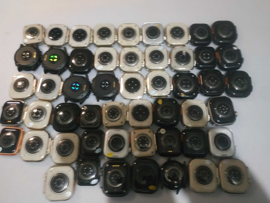 Продам смарт-часы на запчасти