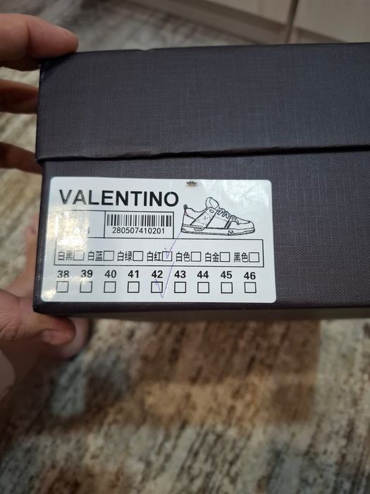 Обувь Красовки обсолютно новые