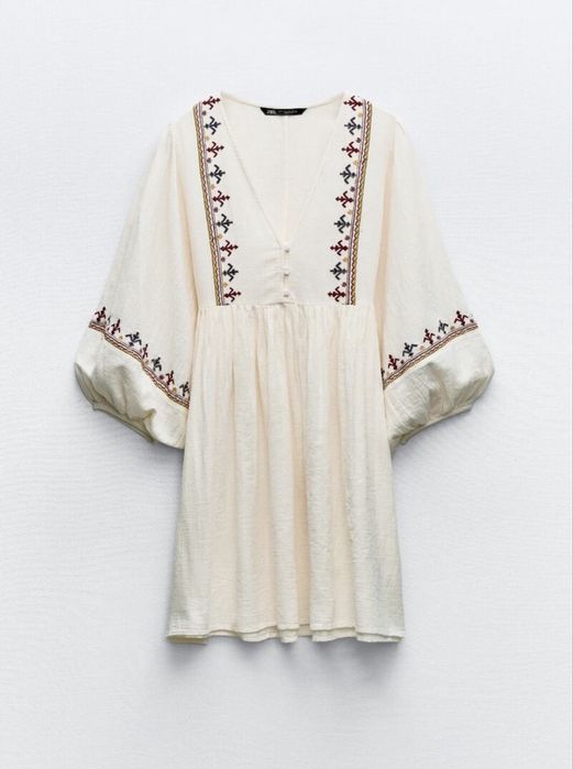 Платье Zara с этикеткой