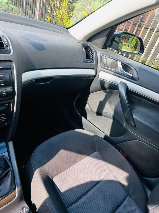 Mașină de vânzare Skoda Octavia