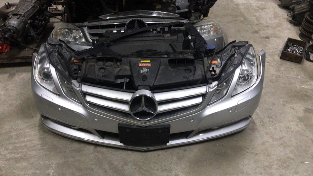 Телевизор БМВ, Мерседес, Land Rover, Mini Cooper.