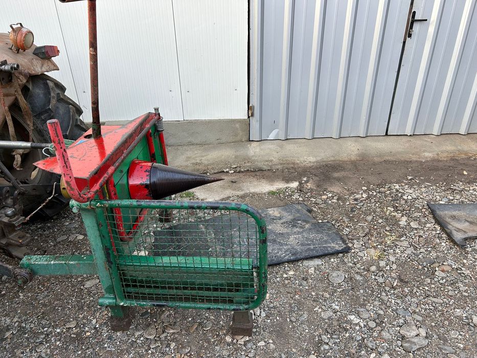 Crapator despicator lemne cu con