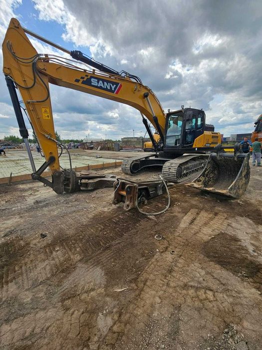 Inchiriem Excavator Sany 265C