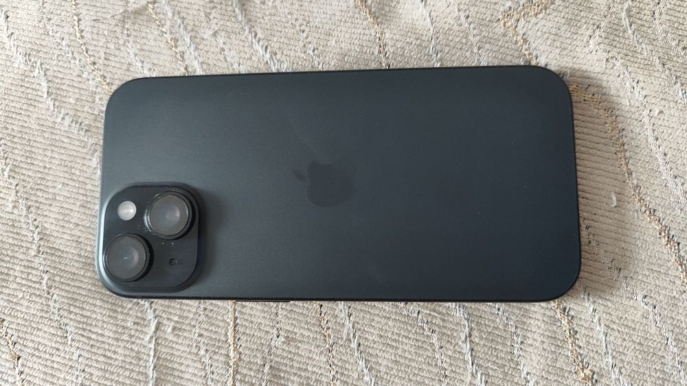 Айфон 15/128 в идеале