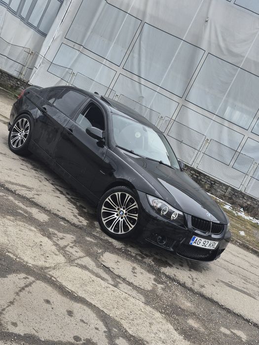 Vând bmw e90 320d