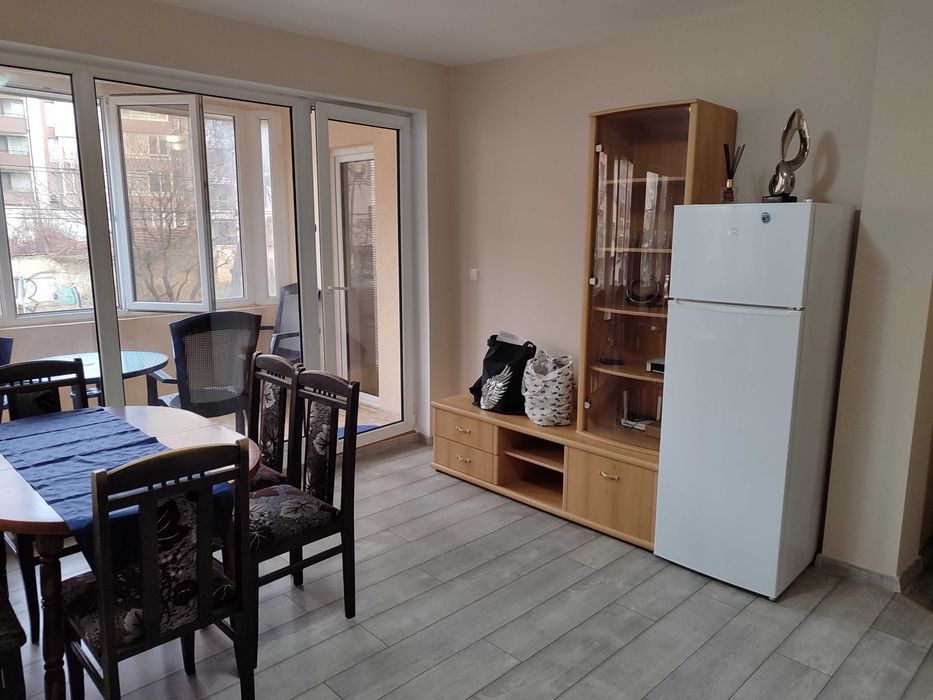 Давам по Наем апартамент