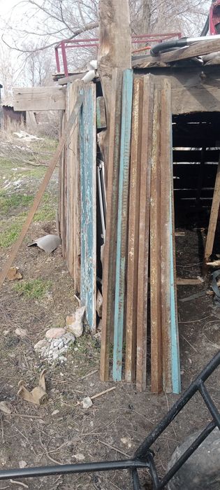 Угольник размер 4см высота 170см