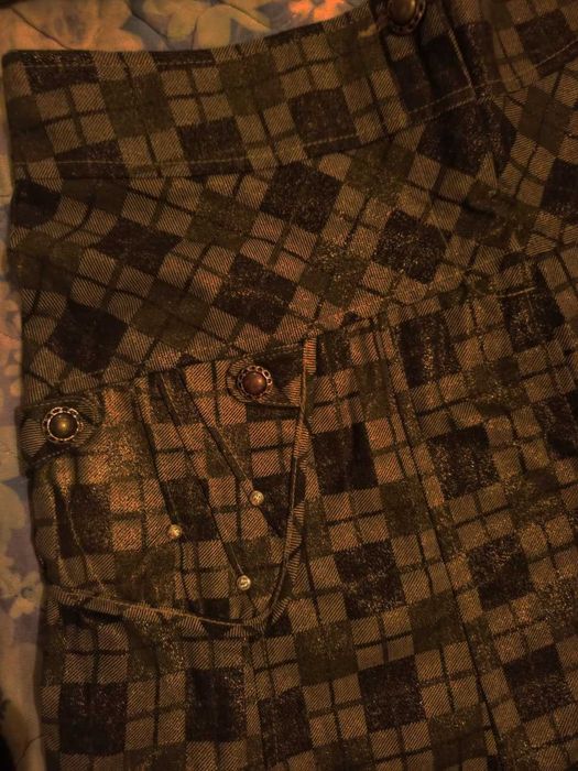 Костюм. Джинс. Фирменный. 44 р. Новый. С люрексом.