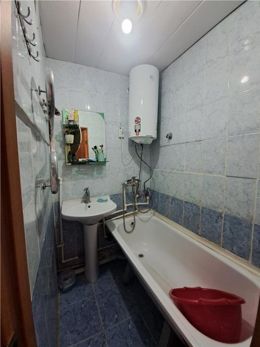 Продам квартиру 16мкрн