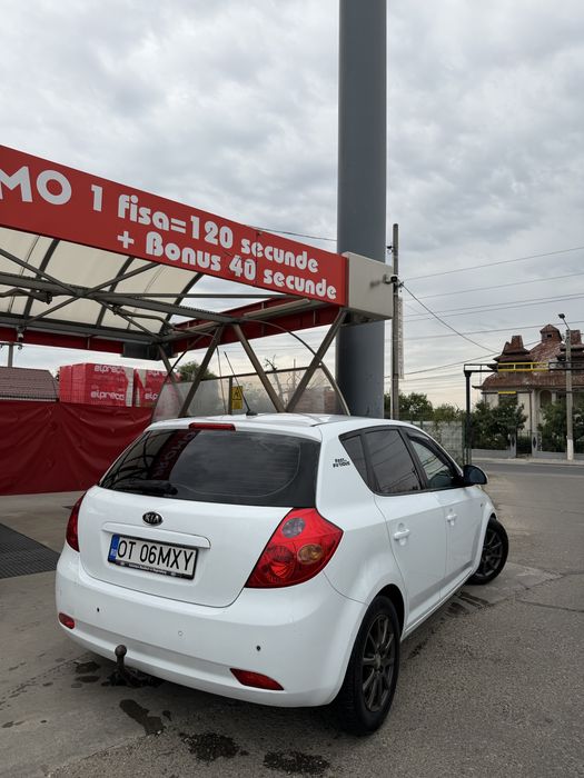 KIA Ceed 2009 — imagine 3
