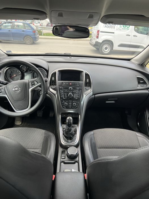 Opel astra J, 1.4 turbo 140 к.с.