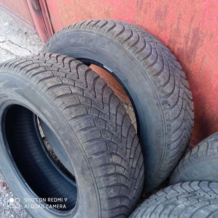 Зимни гуми 215/65 R16