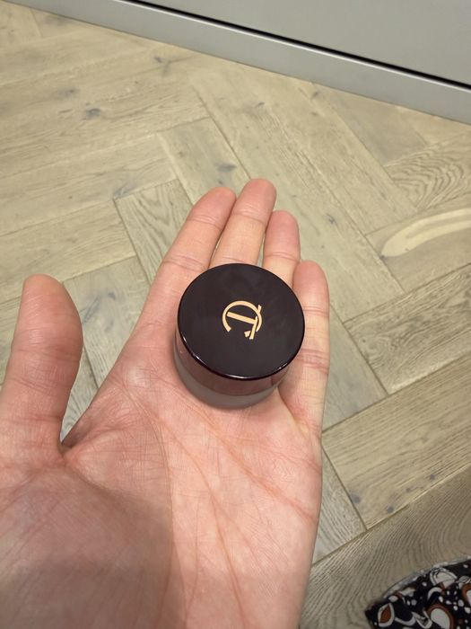 Charlotte tilbury oyster pearl тени Шарлот тилбери. Оригинал