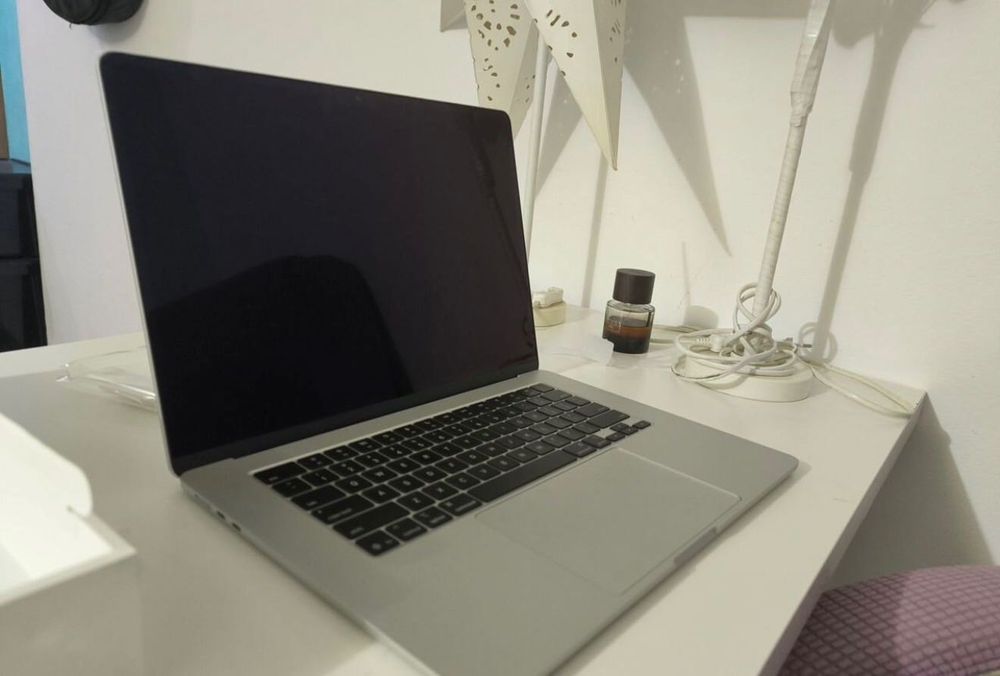 MacBook Air 15 M4 16/512SSD