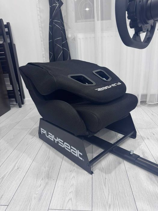 Volan Sim Racing MOZA R3 Direct Drive + Pedale SR-P Lite (PC) + Scaun PLAYSEAT (CA NOU)
