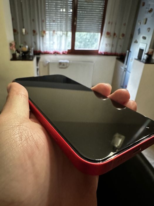 iPhone 14 Product Red stare foarte buna