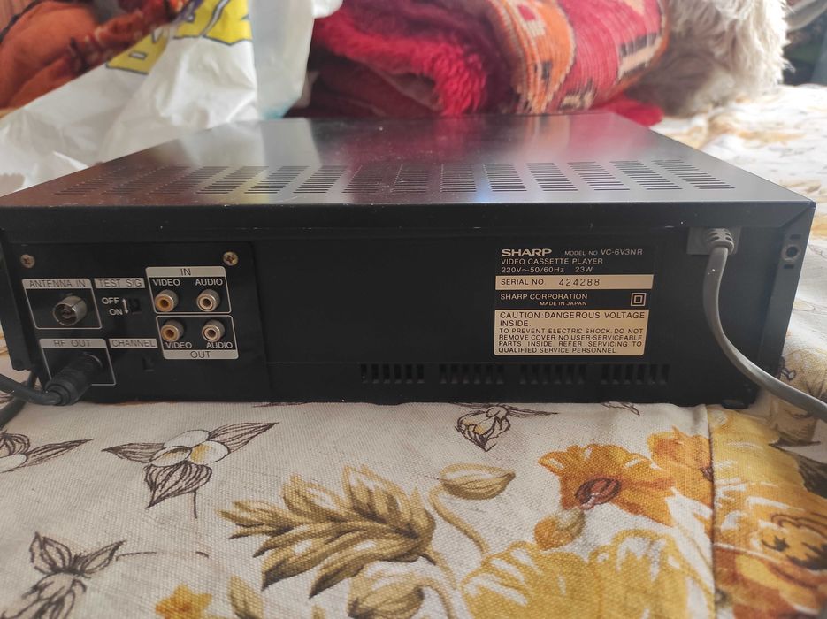 Ретро мебели и видео апарат