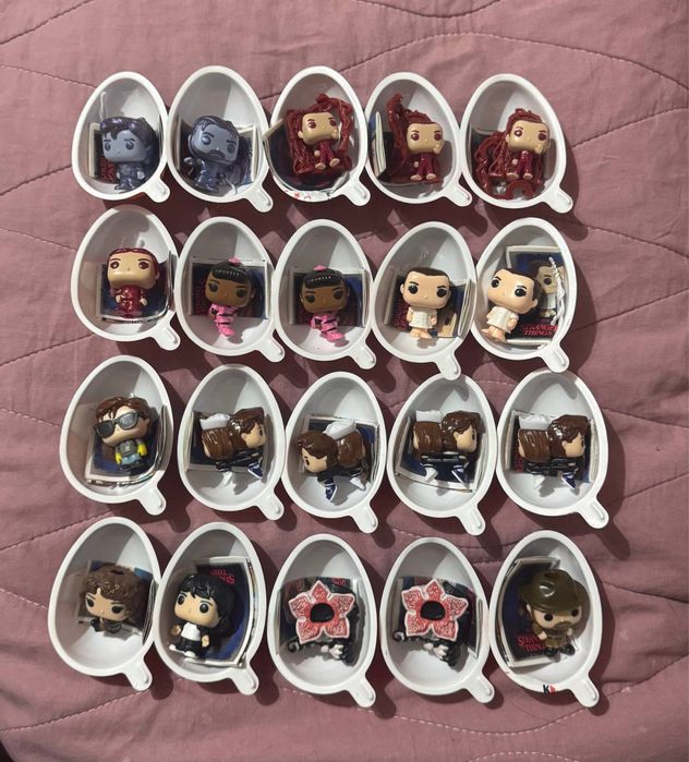 Фигурки киндер Джой осд