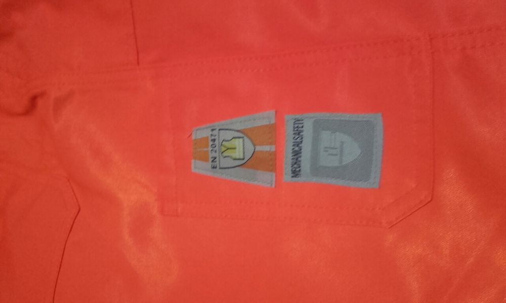 Pantalon reflectorizant (NOU)