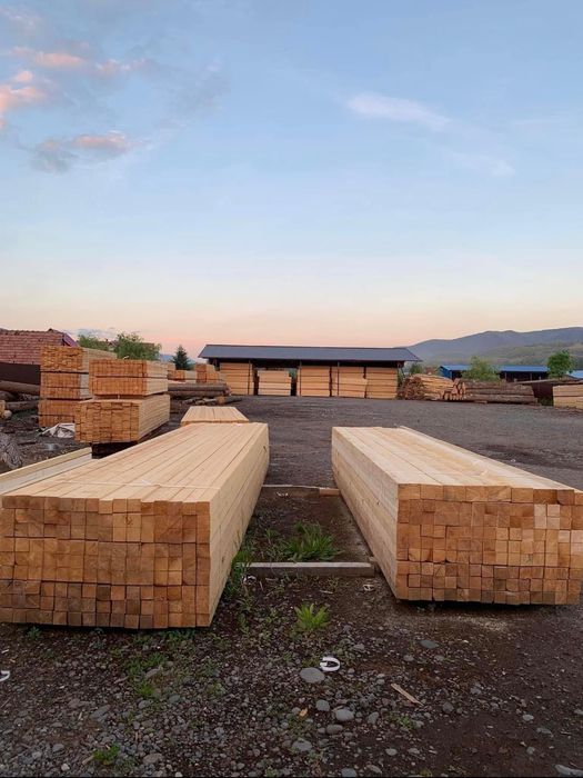 Lemn construcții Brașov – Cherestea brad/molid la preț bun