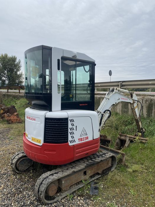 Miniexcavator TAKEUCHI TB 23 R