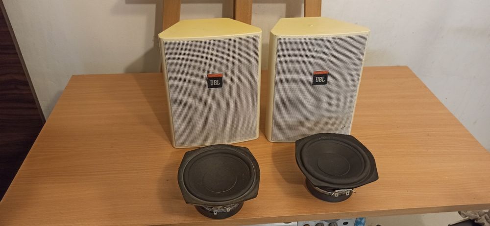 Boxe  JBL Control 25. Peste Behringer proel Dynacord  p.audio