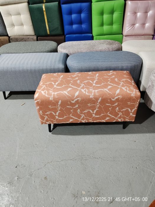Банкетка  новая пуфик