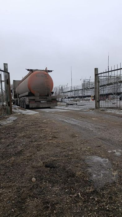 Продам Бензовоз Volvo 2001гв