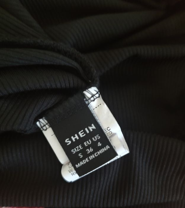 Черно боди с открити рамене