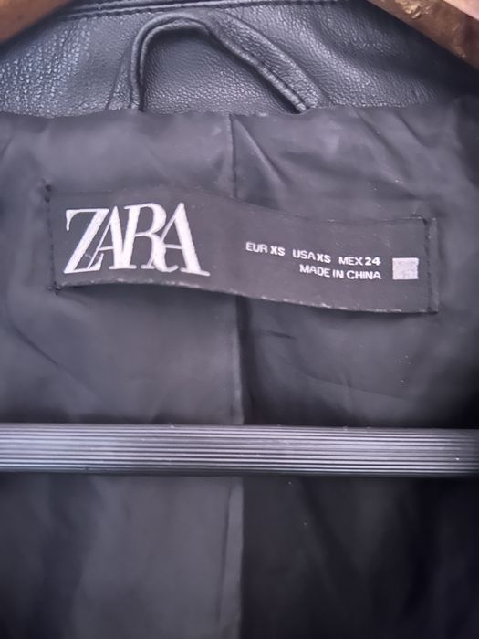 Geaca neagra piele ecologica