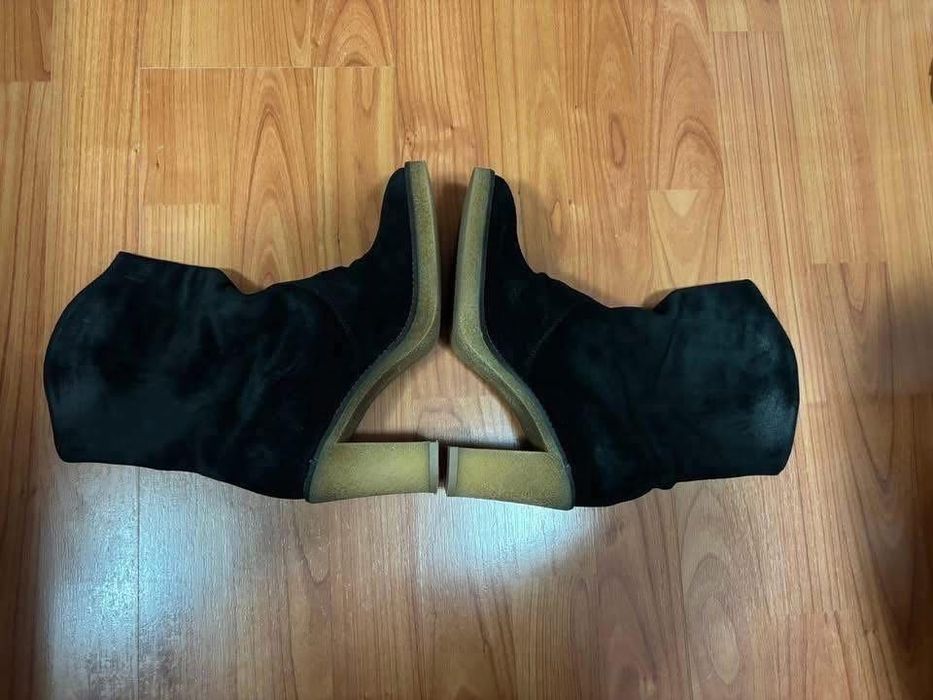 Ghete Cristhelen B. din piele intoarsa