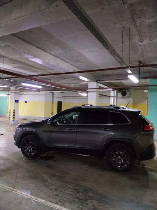 Jeep Cherokee 3.2