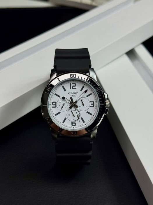 Часы Casio MTP-VD300 - Оригинал, Кварц, 1 год гарантия