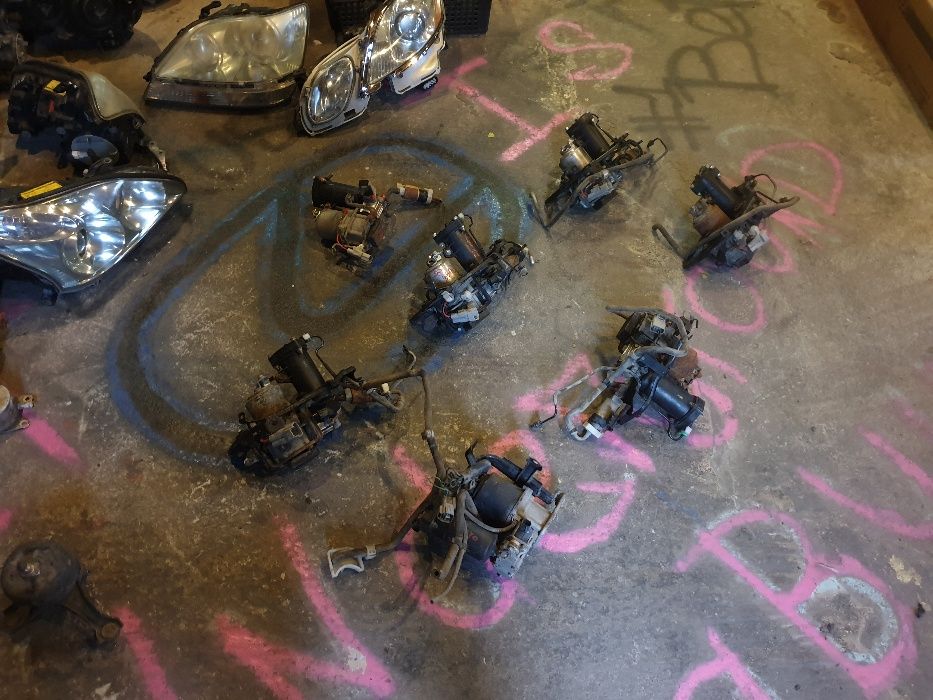 Пневма насос TOYOTA LEXUS