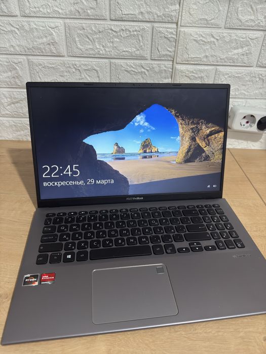 Ноутбук Asus Vivobook