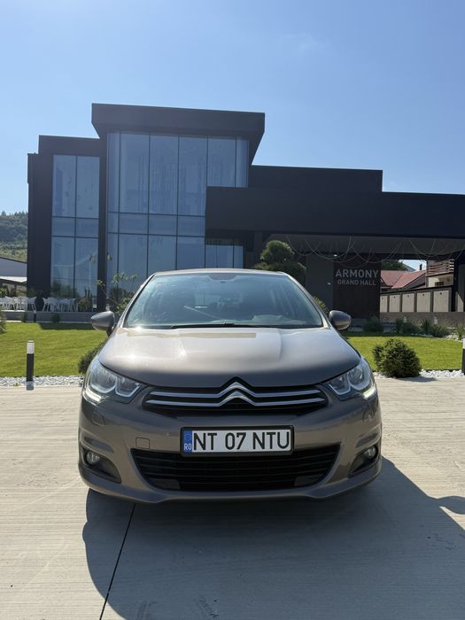 Vând Citroen C4 Hatchback,an fabricatie 2017,motor 1.6 BlueHDI 100cp