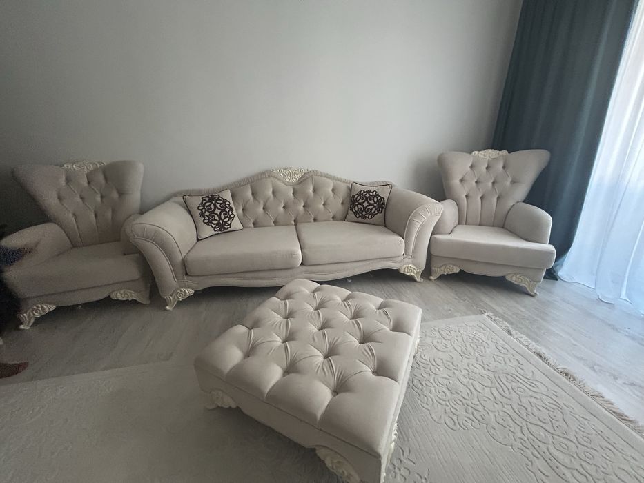 Vând set canapele