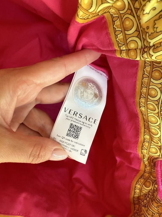 Хавлиена чанта VERSACE