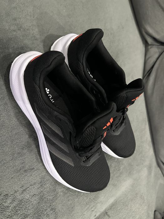 Adidasi Adidas Response