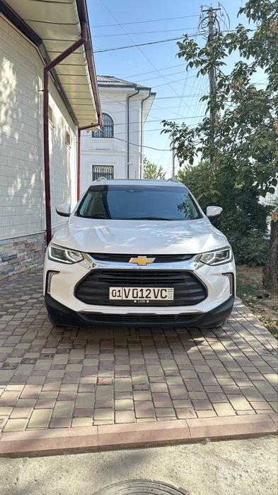 tracker 2 2024 premier