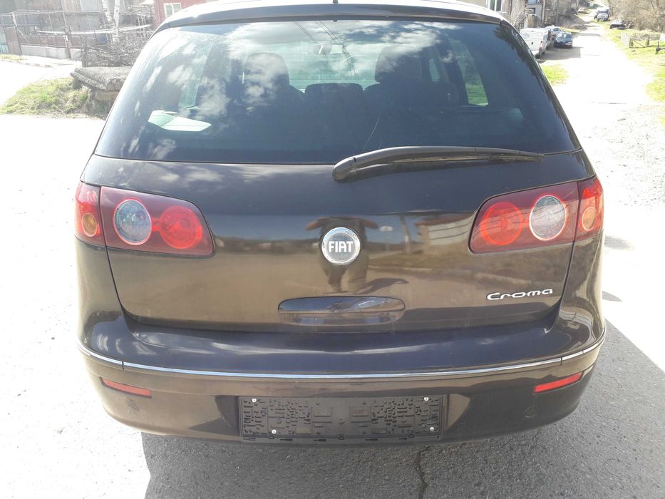 Фиат крома на части