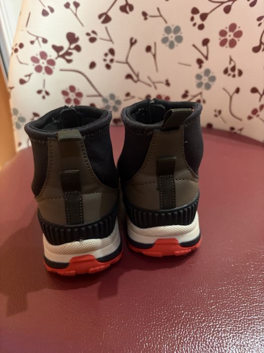 Детски ботуши ZARA