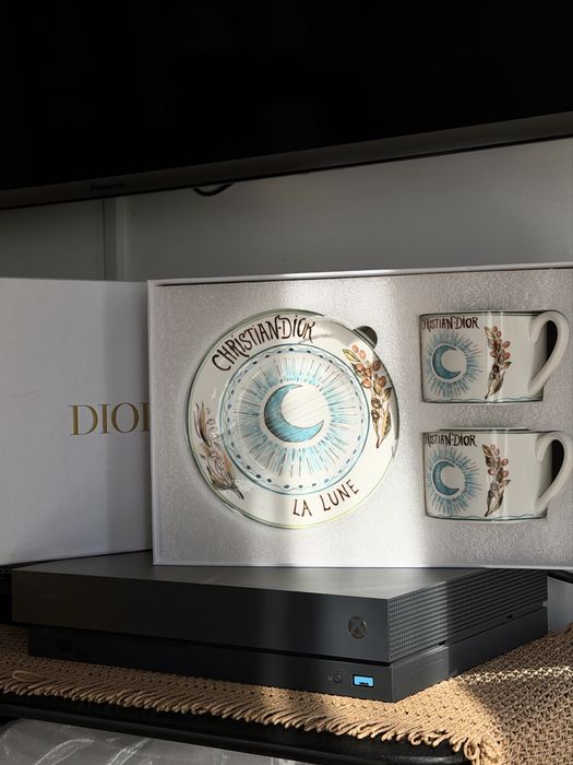 Луксозен сервиз Dior