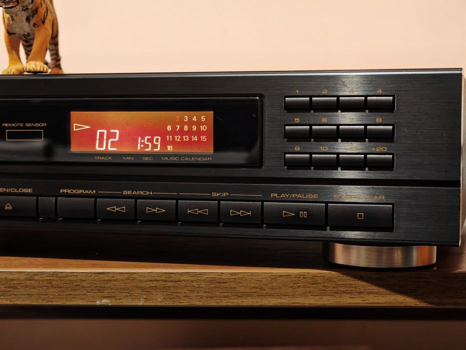 Uher UCD-410R. Cd player de înaltă clasă. Impecabil. Preț fix !