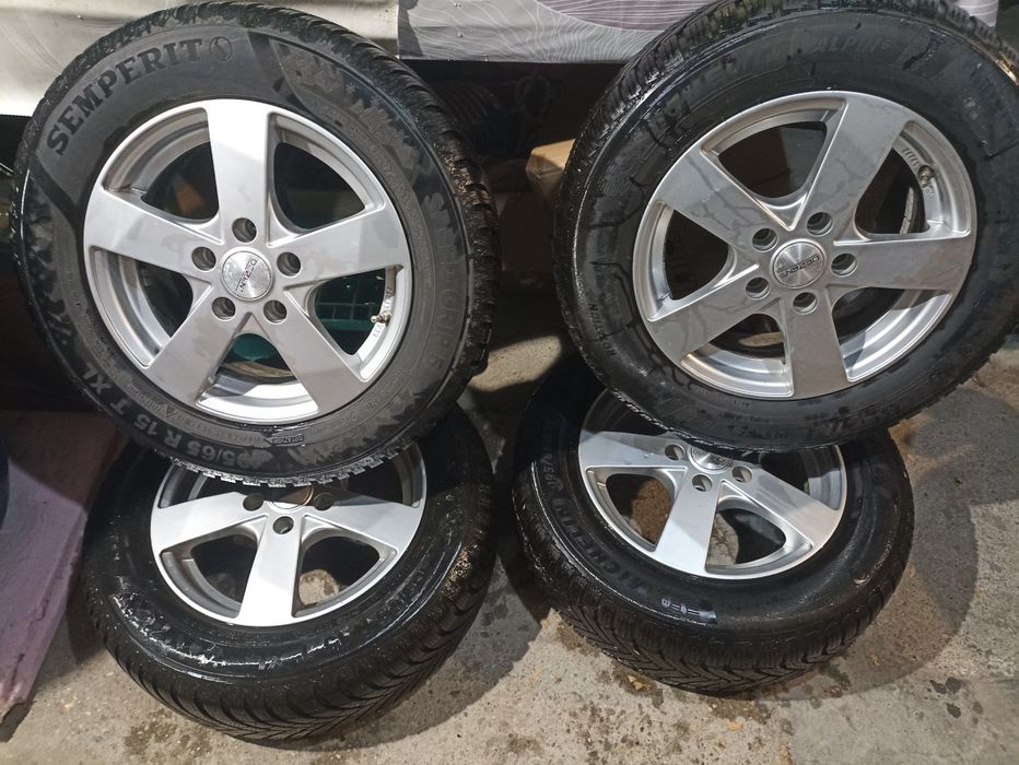 Нови Зимни гуми 195 65 15 с джанти