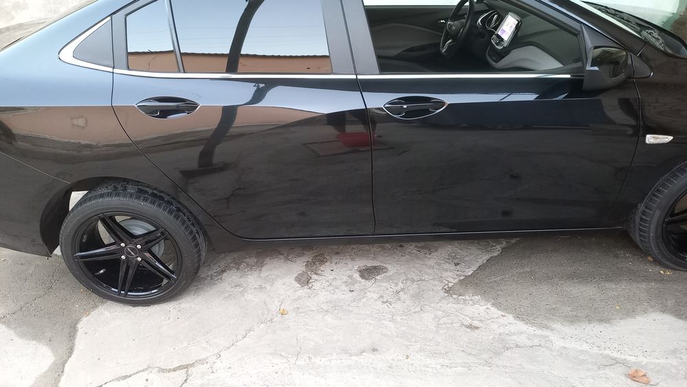 Продаётся сака диска 17 балон 215×45