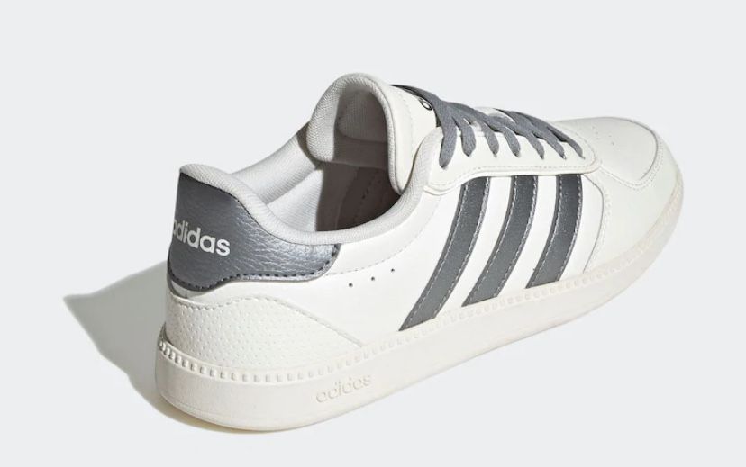 Кроссовки Adidas 36-37 р.