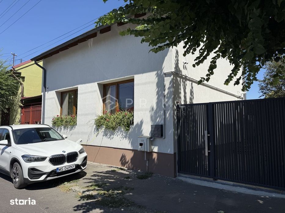 Casă modernă de închiriat | 3 dormitoare I Zonă Centrală I Panouri