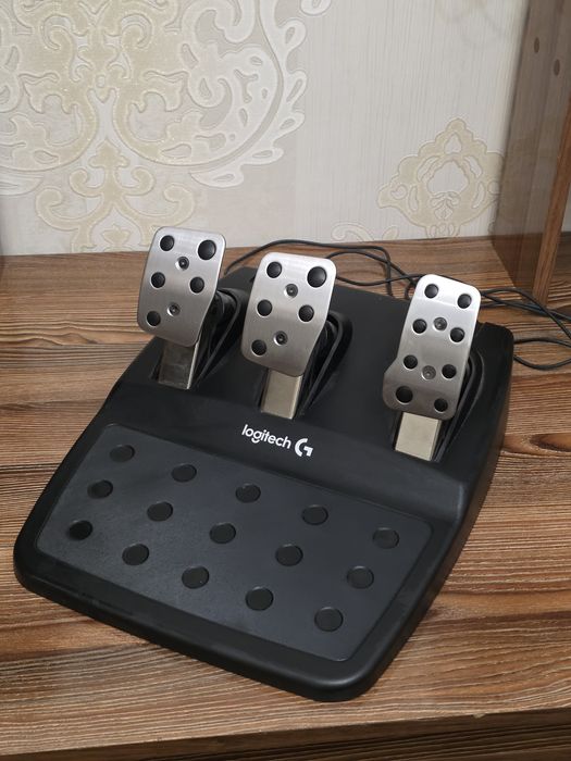 Руль Logitech g29 , КПП , ручной тормоз