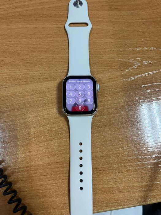 Apple Watch SE 3 (GPS) 40мм